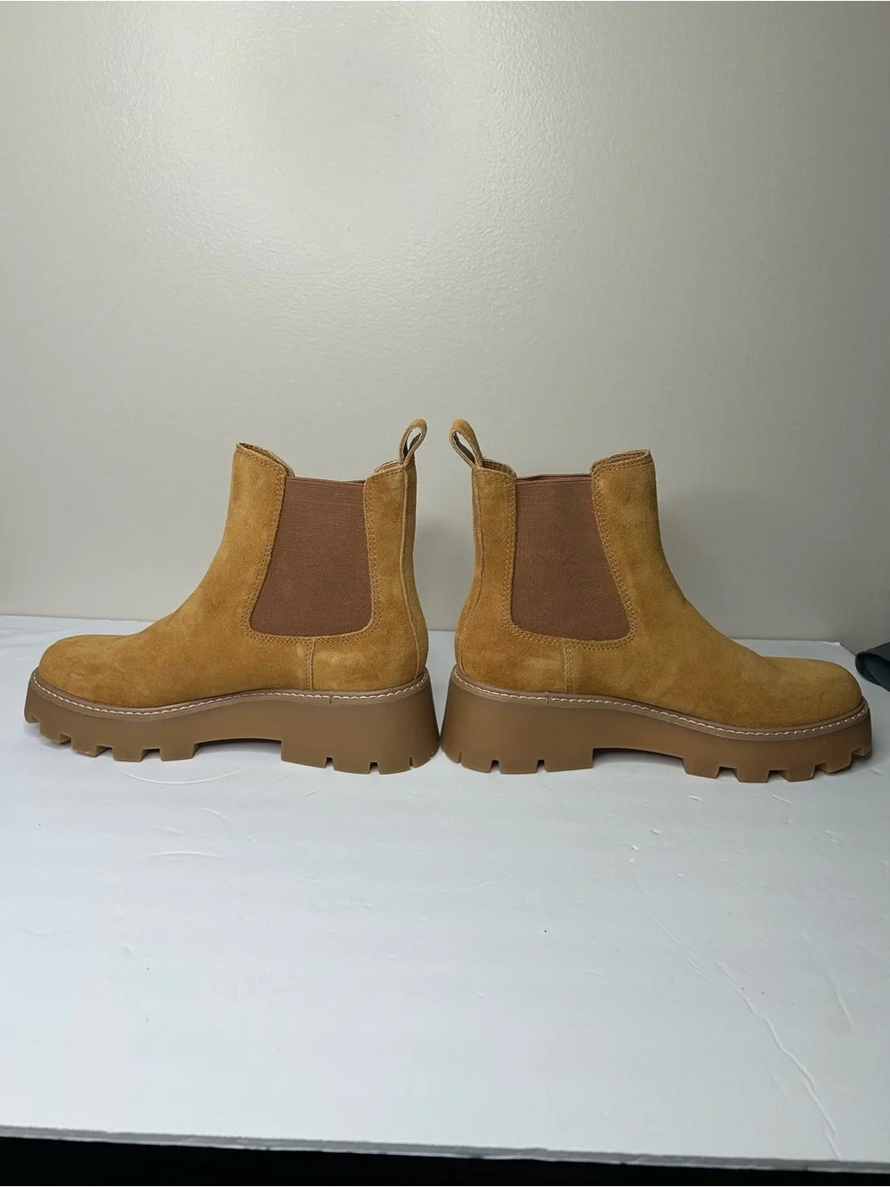 New Dolce Vita Johany suede Chelsea boots rich chestnut shade Tan